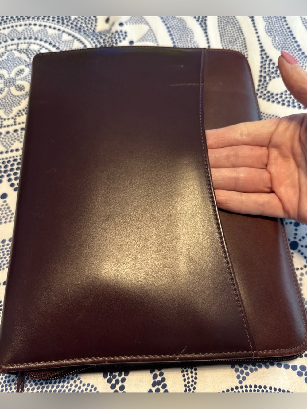 Day Runner Classic Genuine Leather 3-Ring Planner Organizer Burgundy Full Zipper